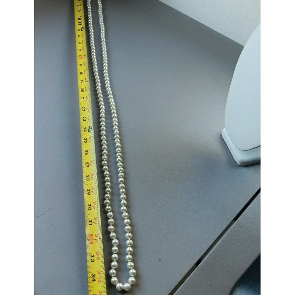 Necklace Imitation White Pearls Knotted In Between‎ Heavy Weight Hangs 35" Long - Picture 5 of 5